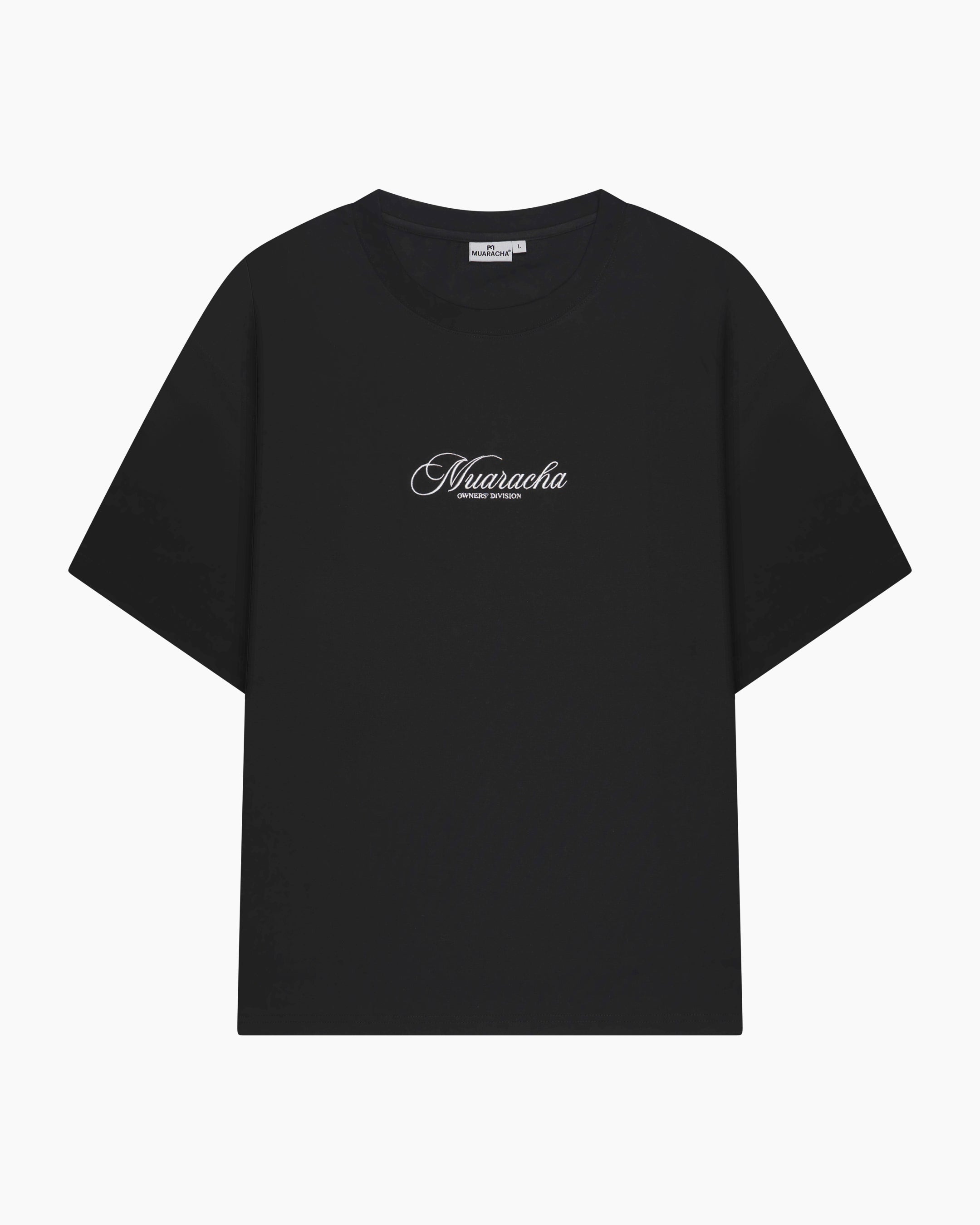 Owners’ Division Backprint Tee – Black, voorkant met geborduurd logo